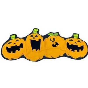 October fun pumpkin runner